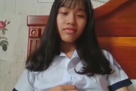 ban-bi-nhung-nguoi-nu-sinh-dam-duc-du