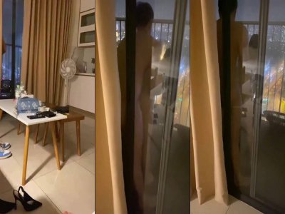 thang-ban-dua-ghe-ra-ban-cong-choi-em-no-ren-ca-toa-nghe-thay